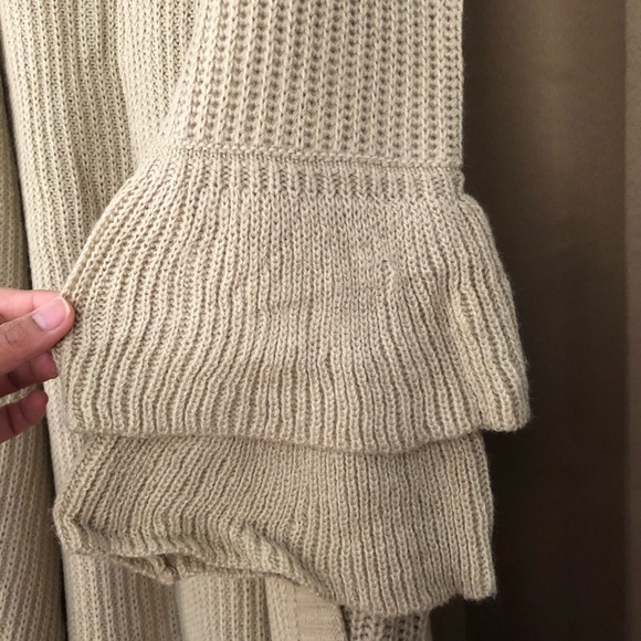 Long Crochet Cardigan from Francesca’s Collection - Picture 4 of 4